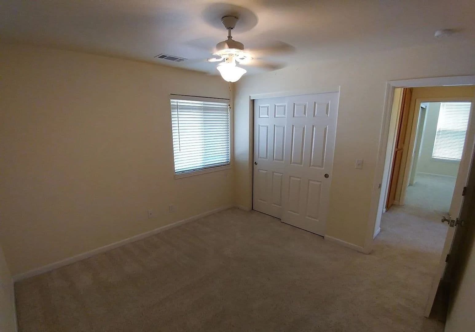 Cottonwood House: 18946 Yawl Place
