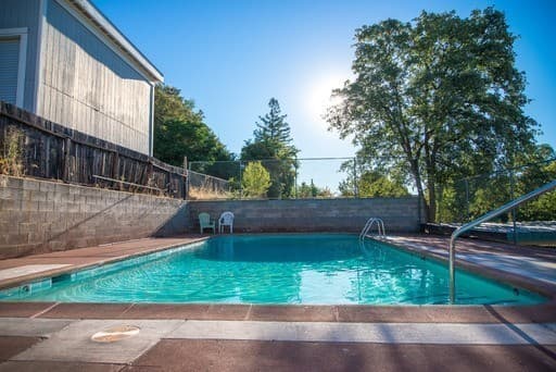 Redding Apartment: 1365 Magnolia Ave  - 23