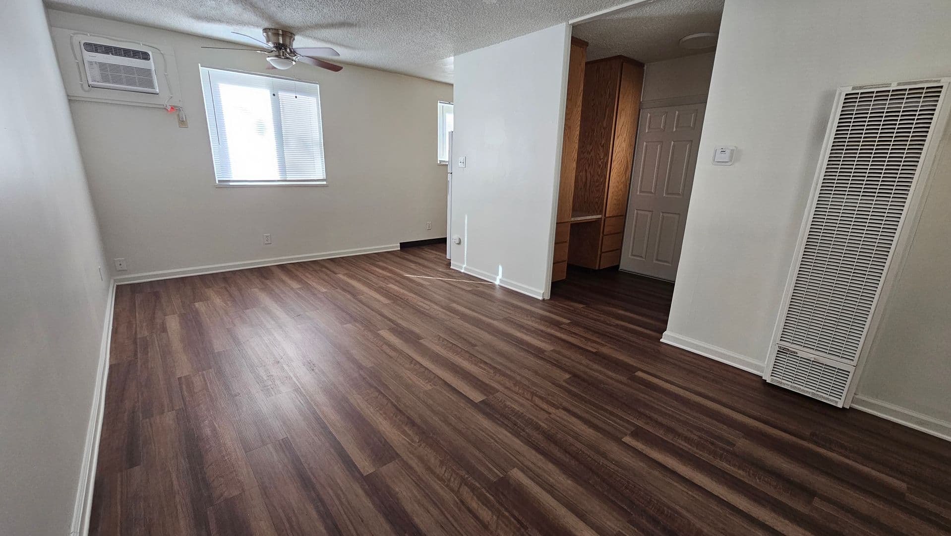 Redding Apartment: 1365 Magnolia Ave  - 23