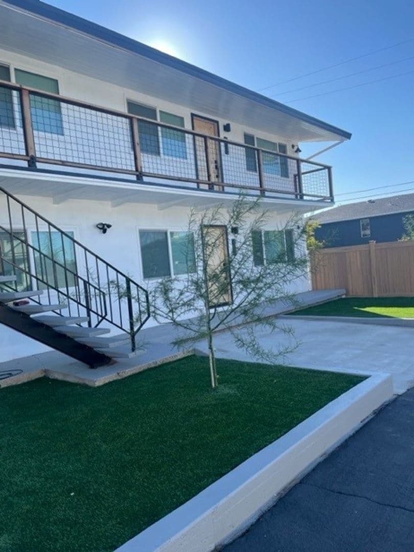 Redding Apartment: 632-638 Iris Drive