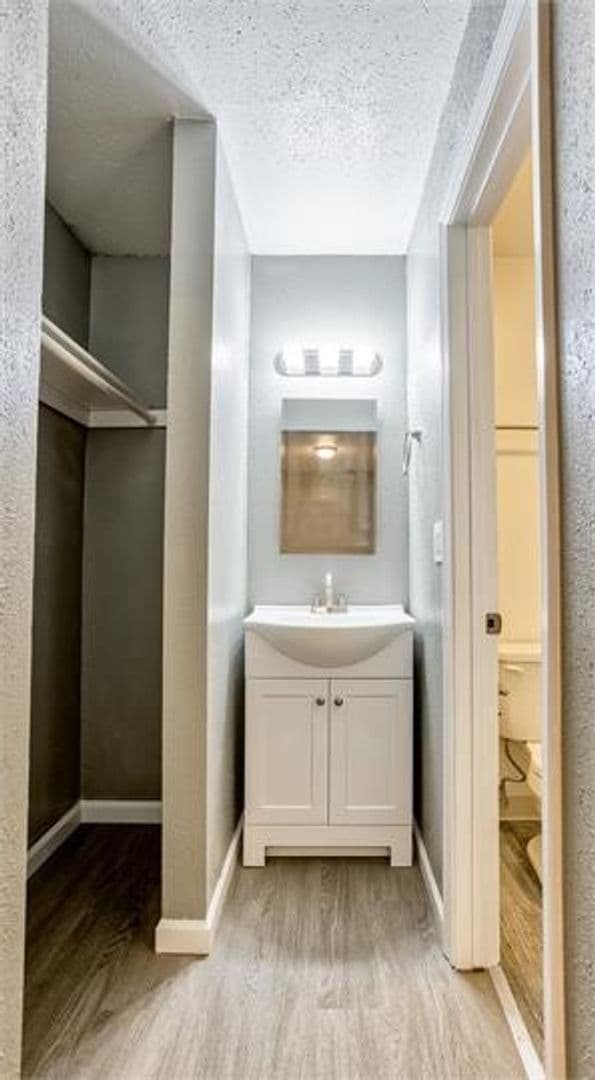 Redding Apartment: 4660 Westside Road