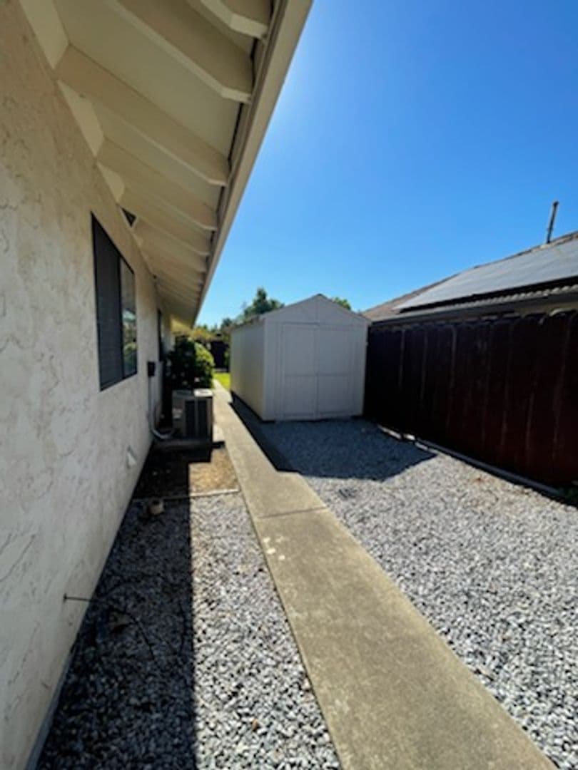 Redding House: 3668 Cherrywood Drive