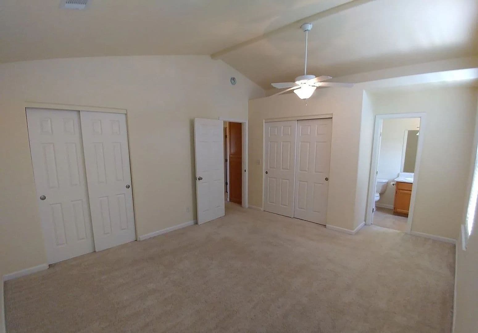 Cottonwood House: 18946 Yawl Place