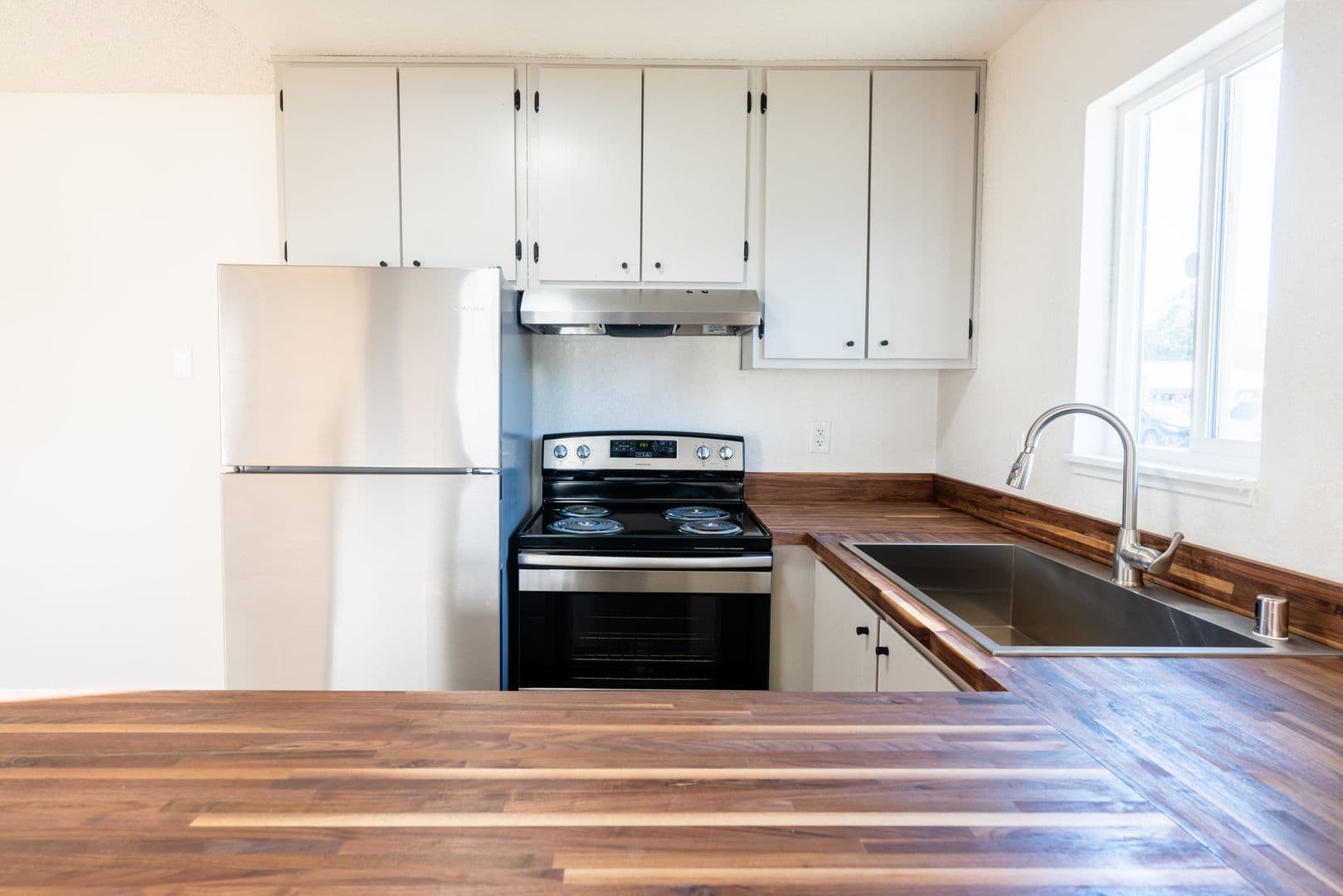 Anderson Apartment: 2647 Alamo Drive
