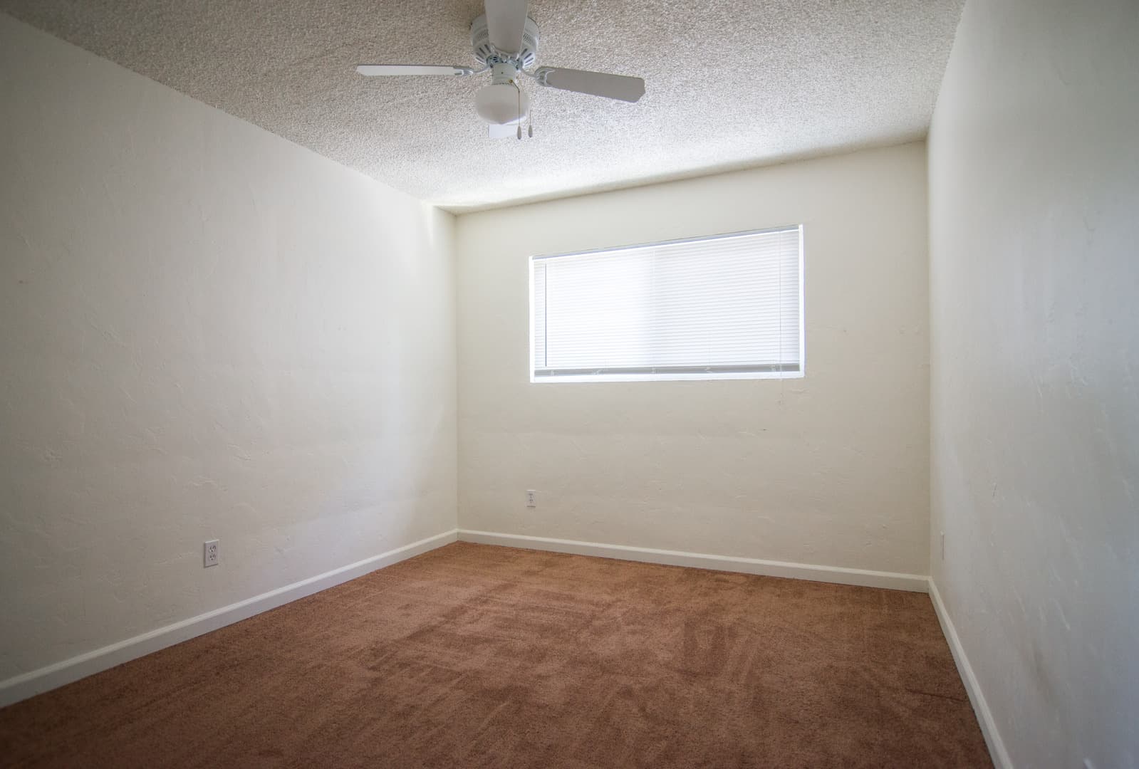 Redding Apartment: 2850 Pioneer Drive Apt 28