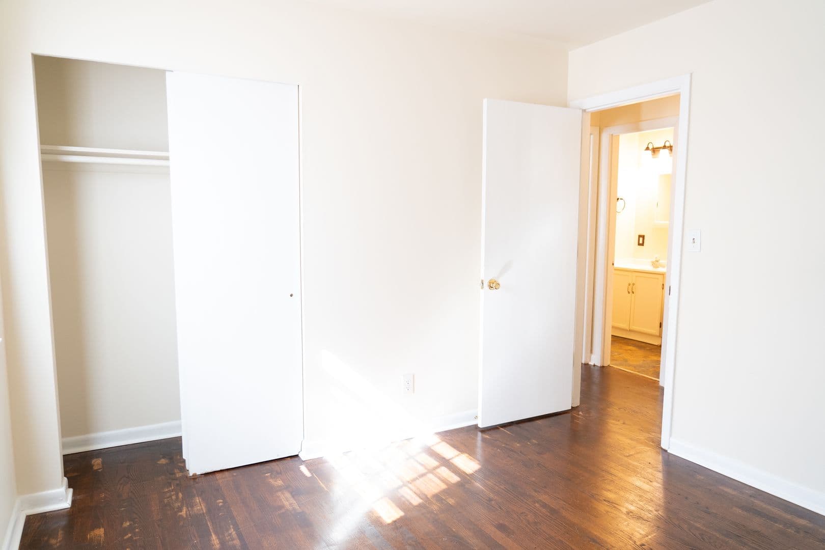Charlottesville Apartment: 114 Stratford Ct