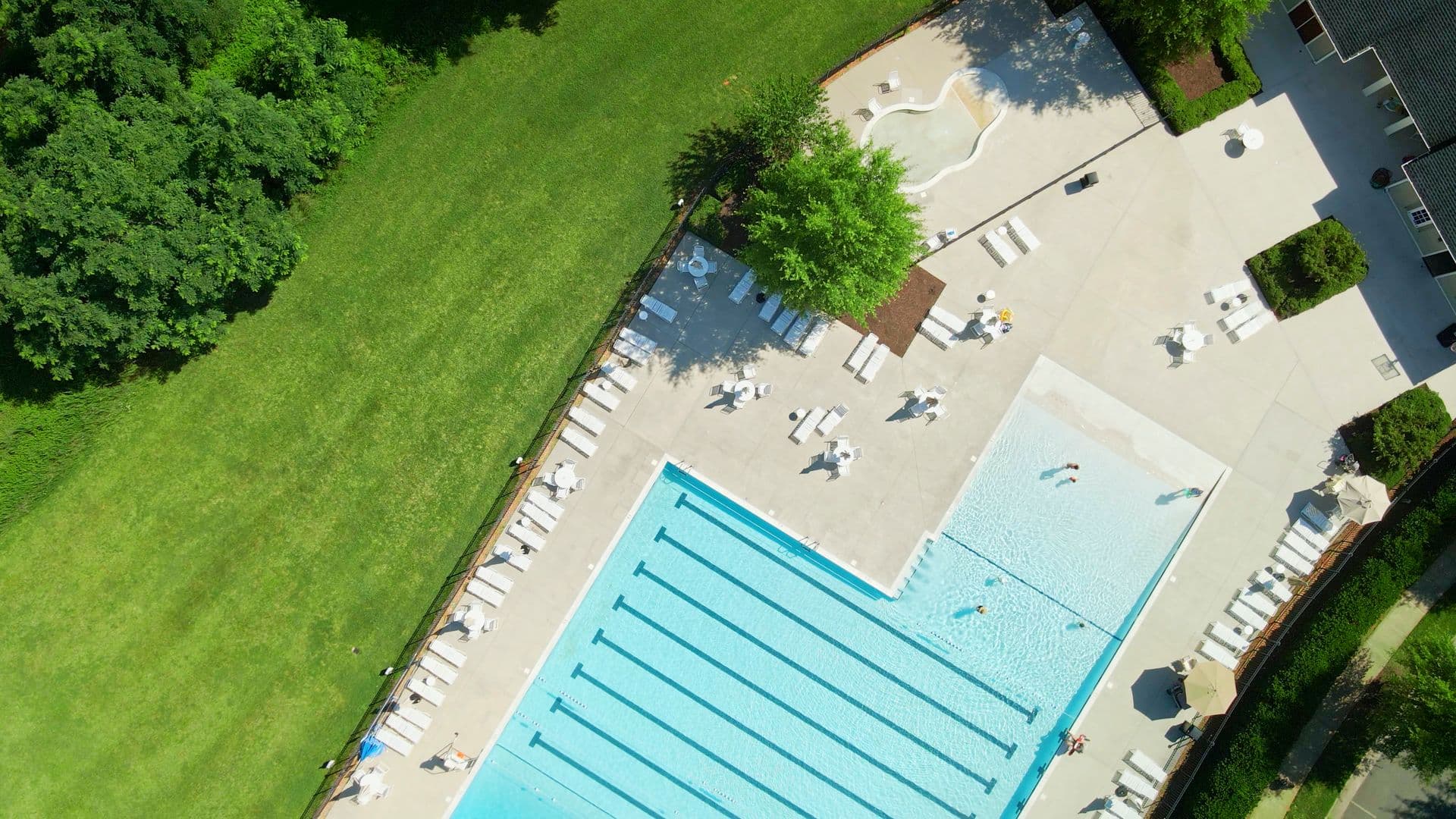 Crozet Apartment: Golf Drive