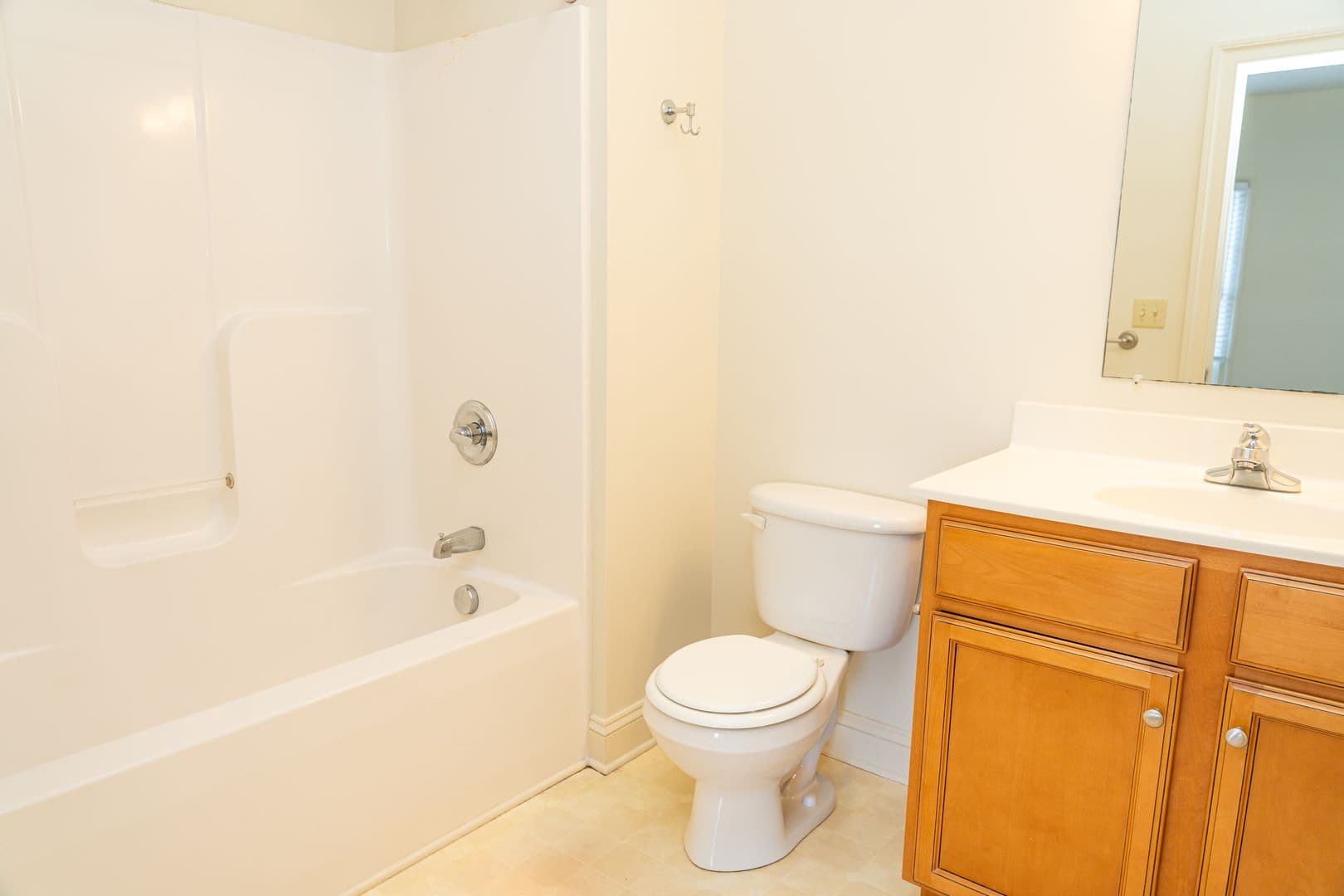 Crozet Apartment: Golf Drive