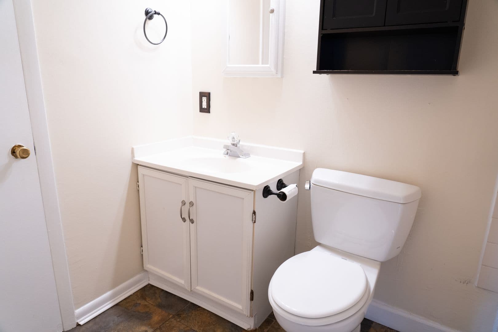 Charlottesville Apartment: 114 Stratford Ct
