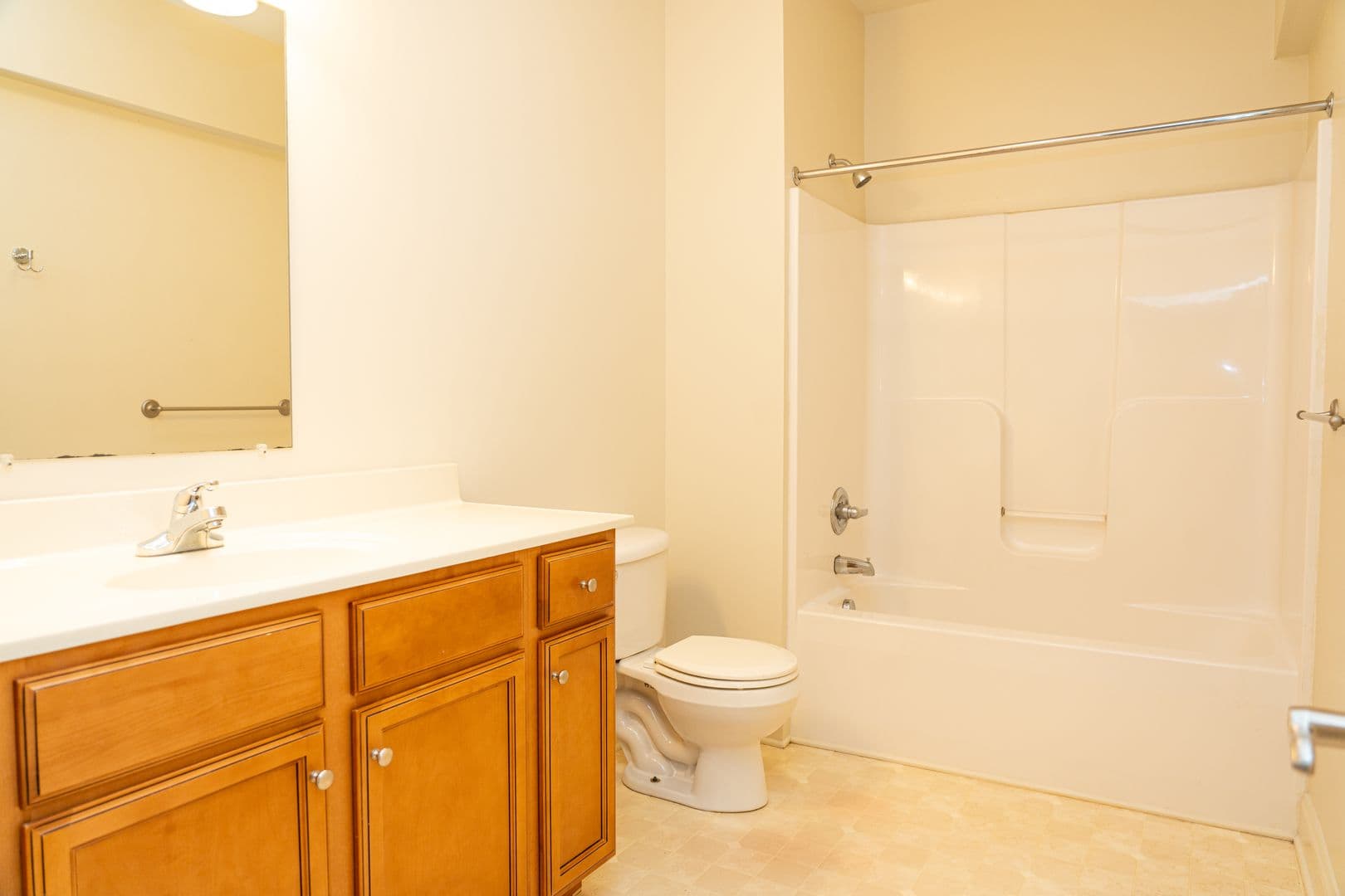Crozet Apartment: Golf Drive
