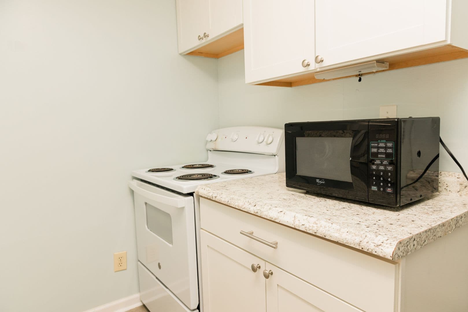 Charlottesville Apartment: 114 Stratford Ct