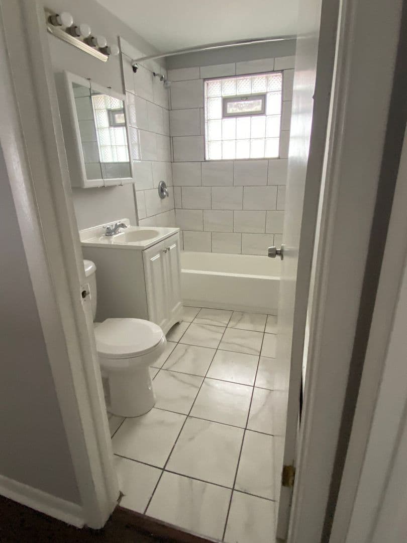 Midlothian Apartment: 3625-3646 147th PL