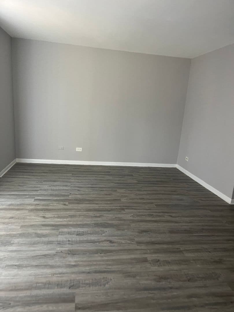 Dolton Apartment: 1450 E 154th Pl