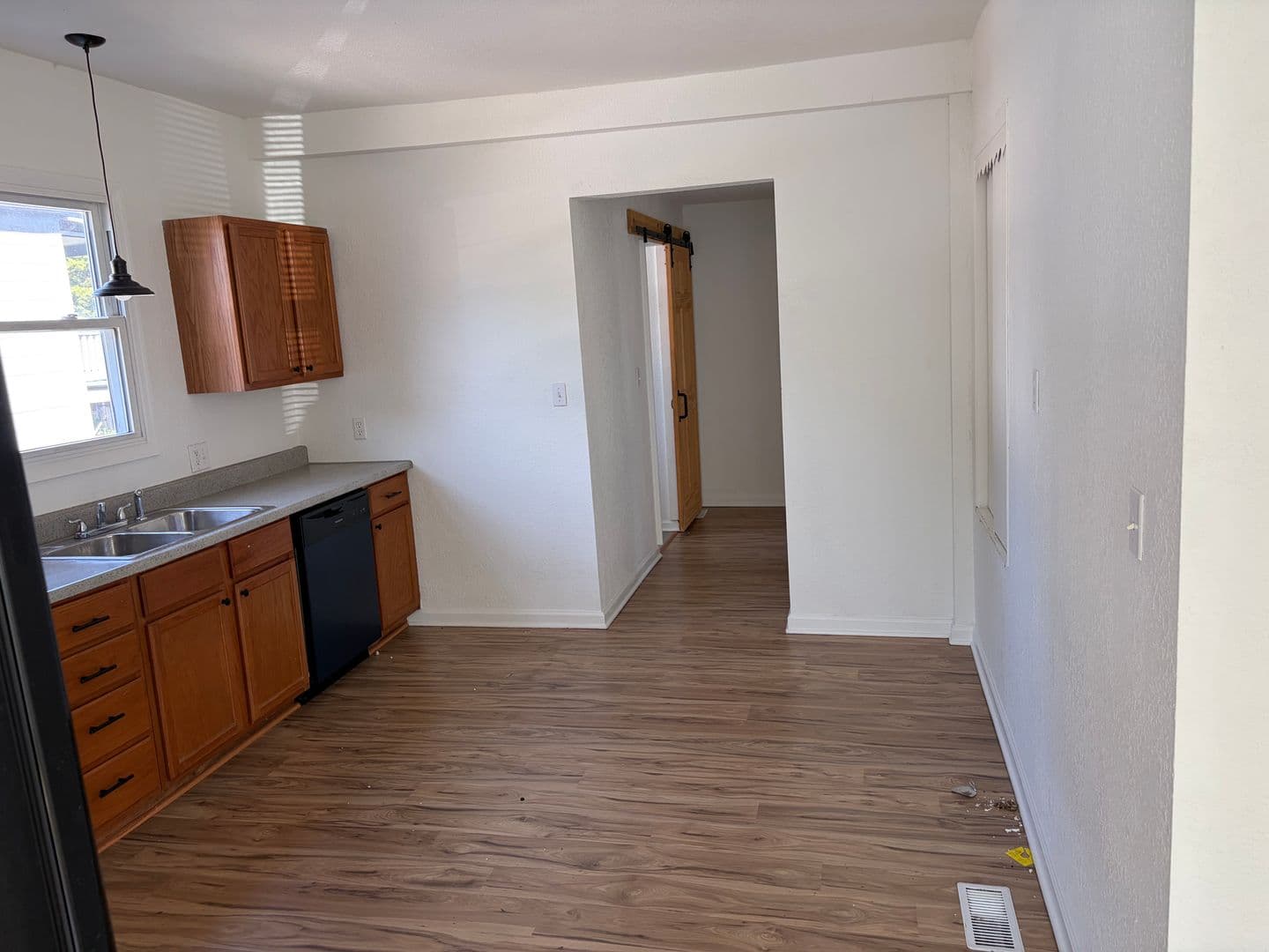 Kansas City Apartment: 220 Brooklyn Ave
