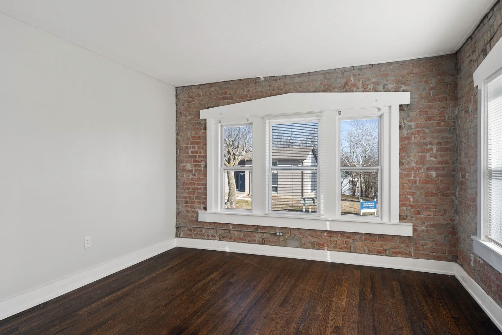 Kansas City Apartment: 1010-1012 Prospect Ave