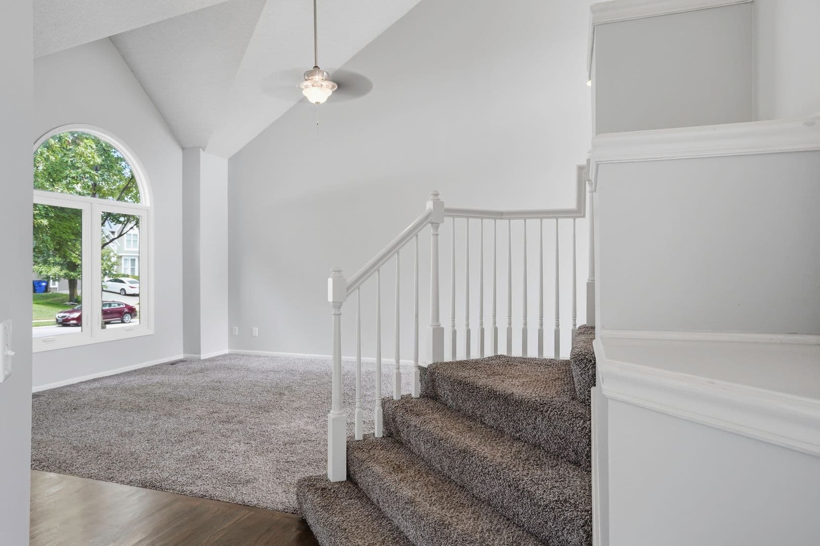 Olathe House: 14241 W 128th St