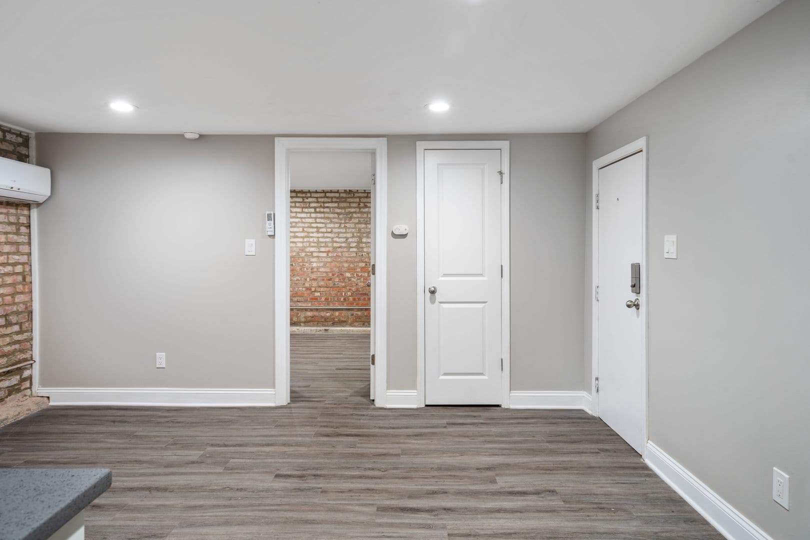 Kansas City Apartment: 522-530 Gladstone Blvd