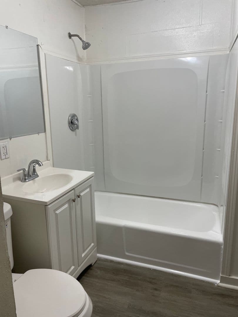 Kansas City Apartment: 108-110 Indiana Ave