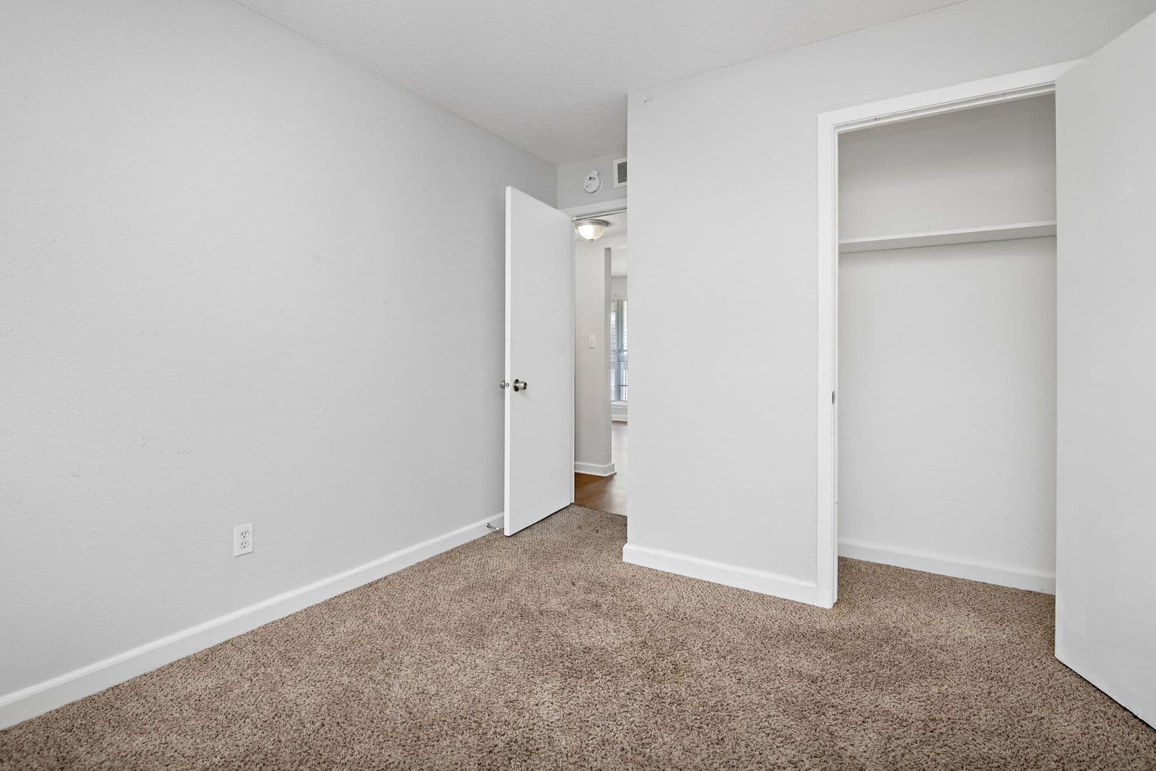 Belton Apartment: 108 E. Hargis Street