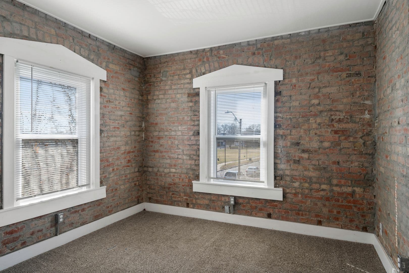 Kansas City Apartment: 1010-1012 Prospect Ave