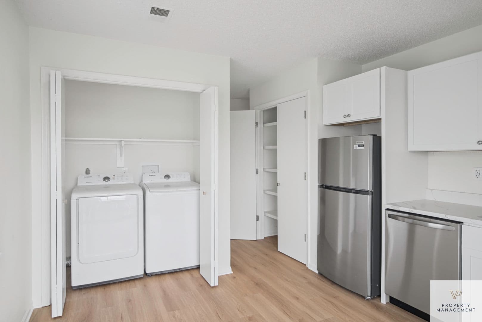 Raymore Apartment: 519 Sky Vue Dr