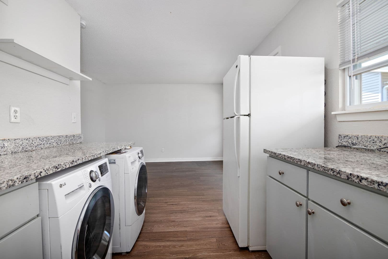 Belton Apartment: 108 E. Hargis Street