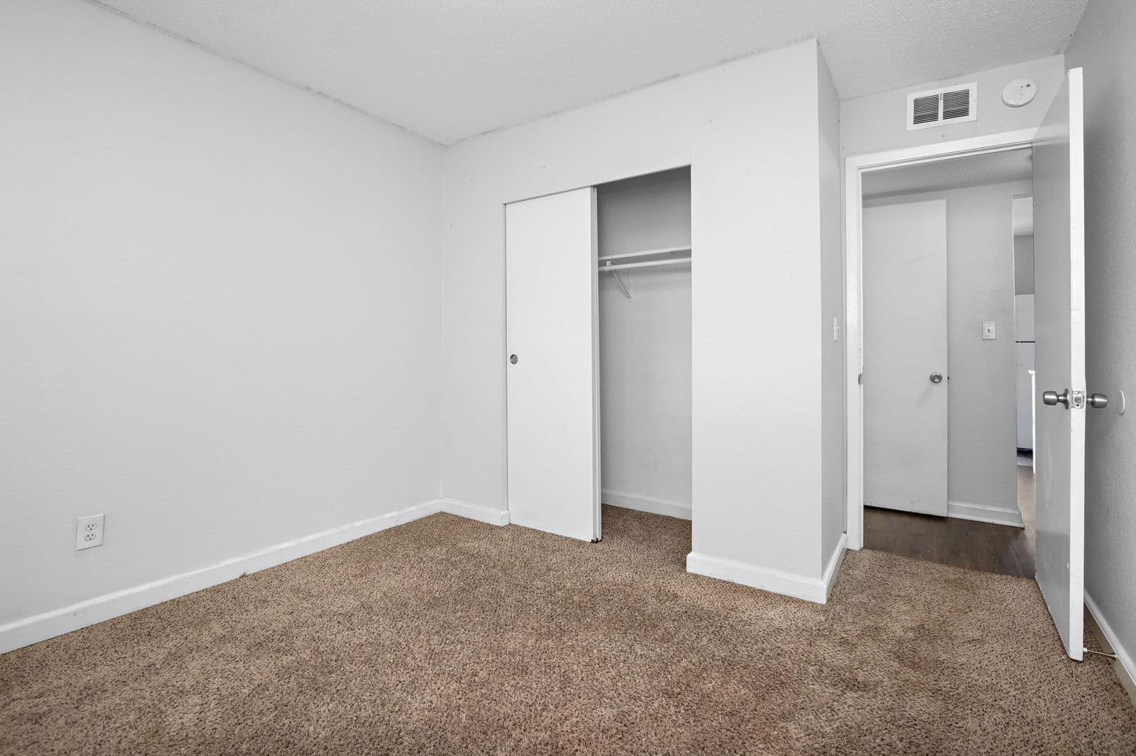 Belton Apartment: 108 E. Hargis Street