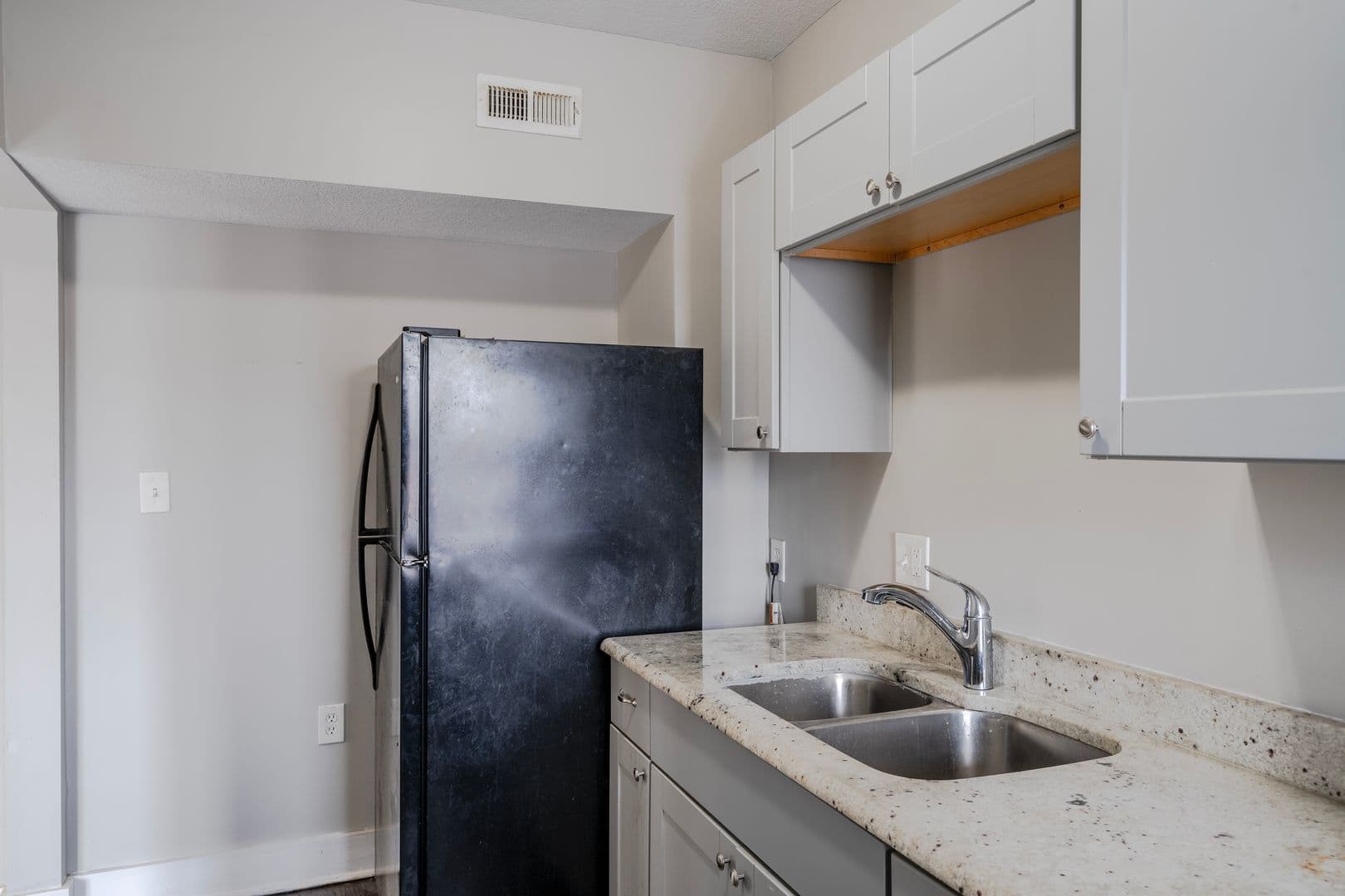Kansas City Apartment: 531-533 Chestnut Ave