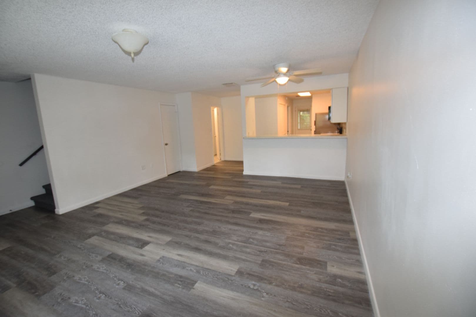 Leesburg Townhome: 906 Sumter St.