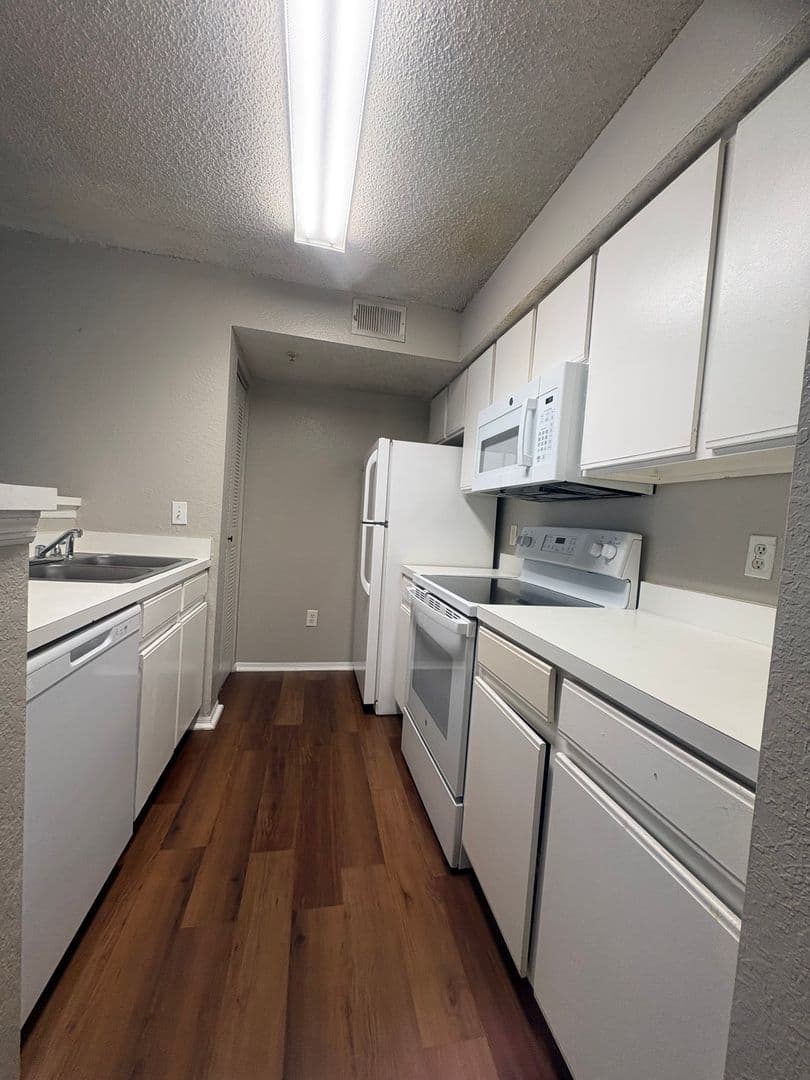 Kissimmee House: 2208 Antigua Pl. #923
