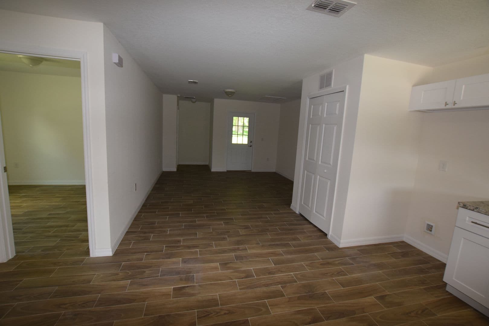 Winter Haven House: 2318 W Cannon Ter NW #A