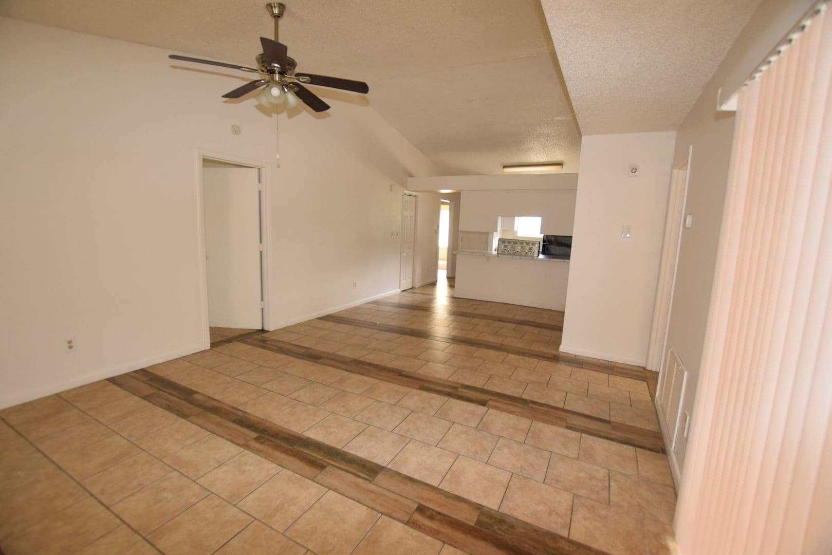 Orlando House: 38 N. Hudson Street