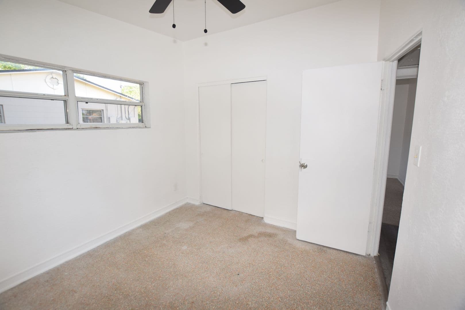 Orlando House: 104 W Lancaster Road