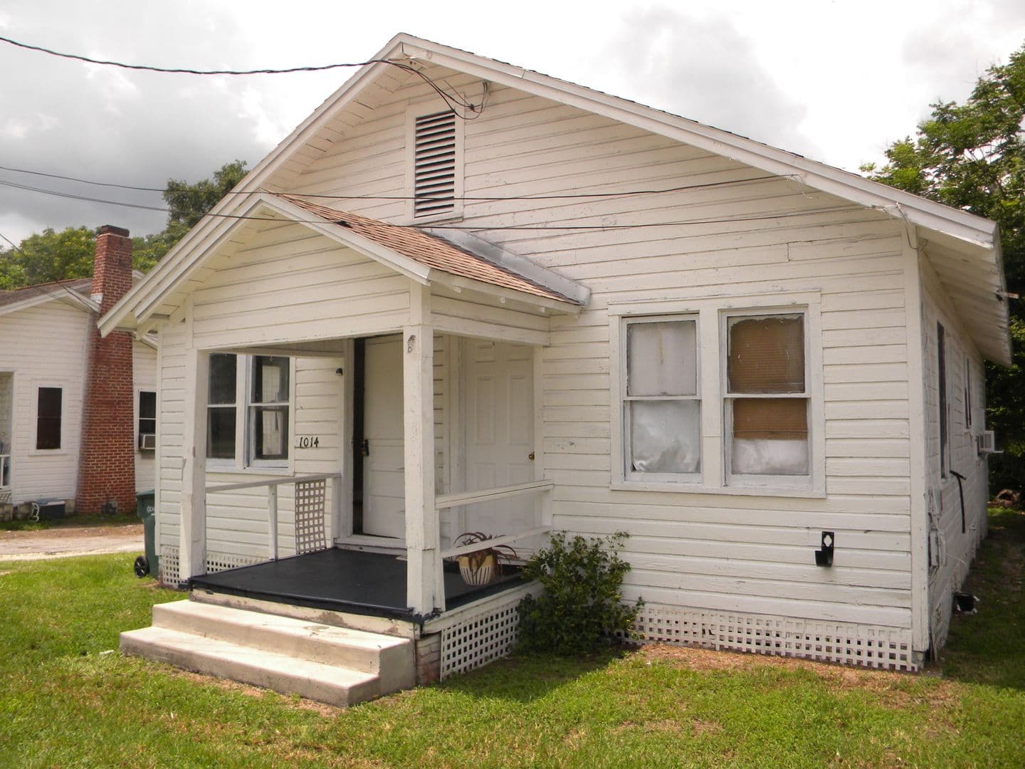 Ocala House: 1016 NE 8th Ave