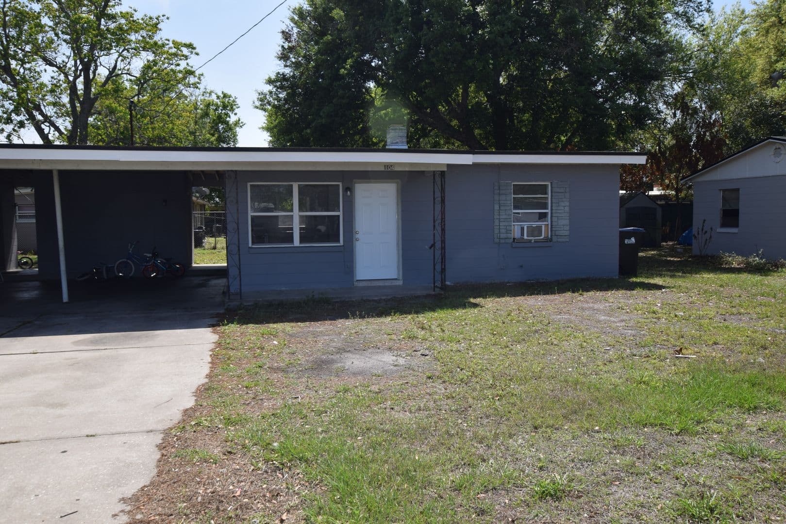 Orlando House: 104 W Lancaster Road