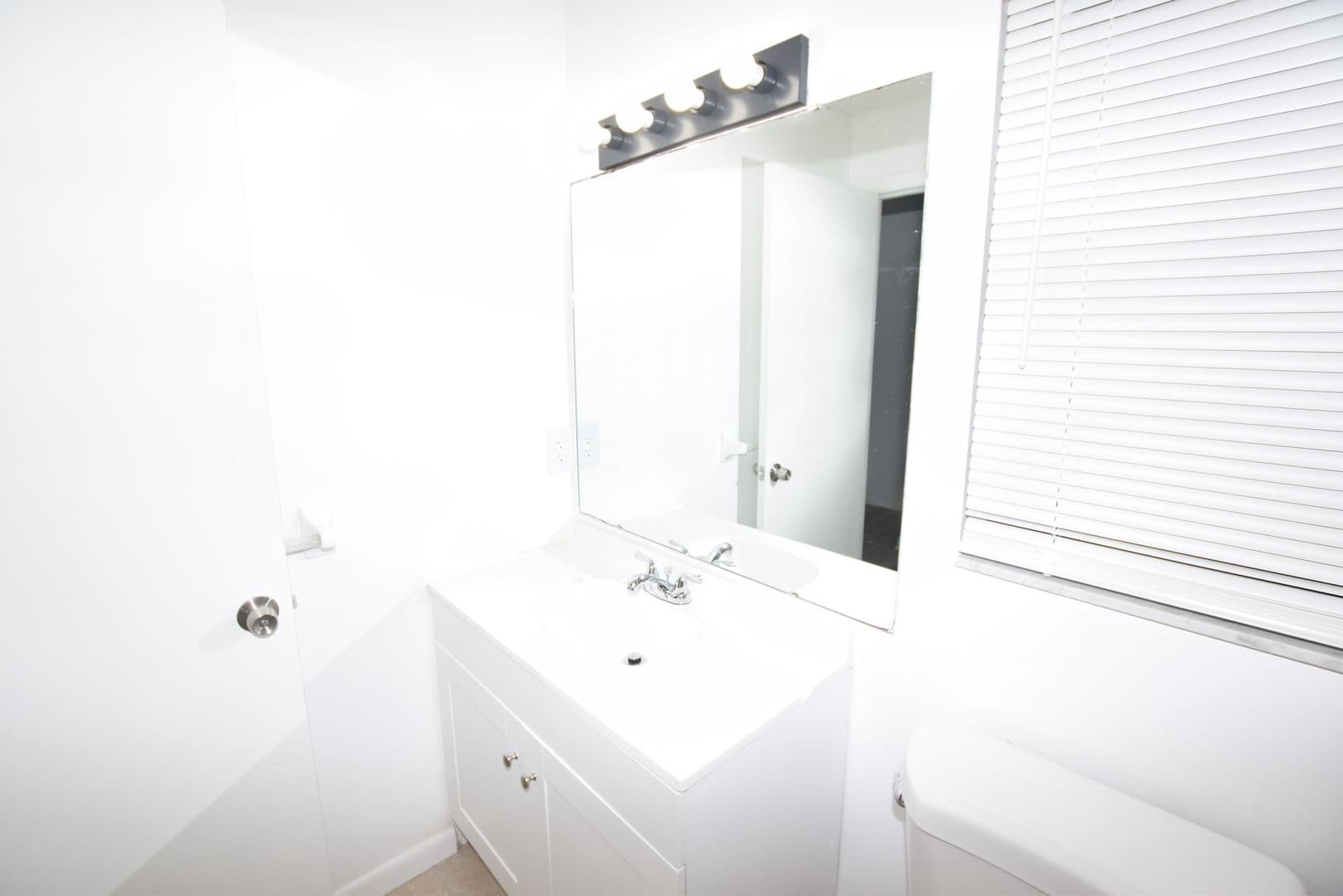 Leesburg Townhome: 910 Sumter Street
