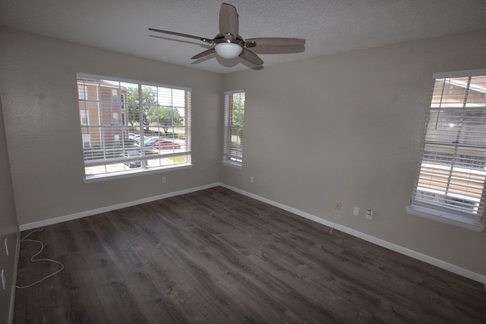 Orlando House: 5533 Chrishire Way #F201