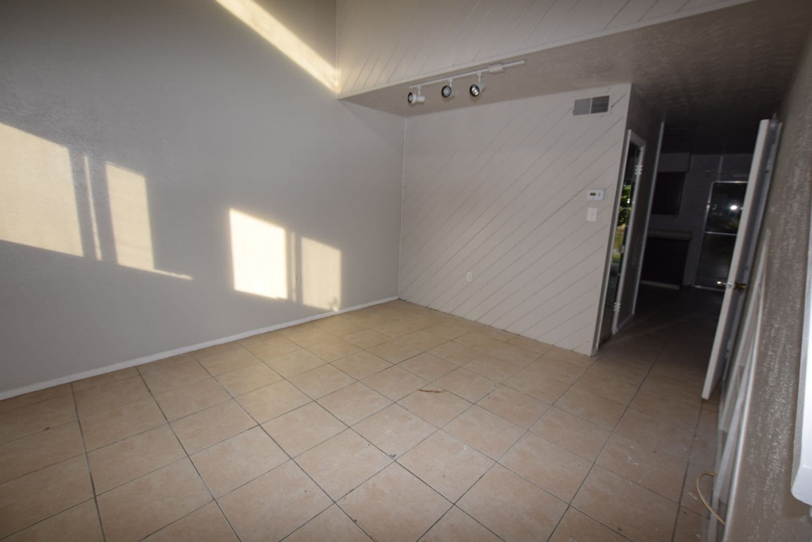 Orlando House: 3916 Crayrich Circle