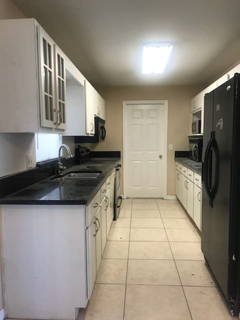 Orlando House: 1439 S. Oxalis Ave