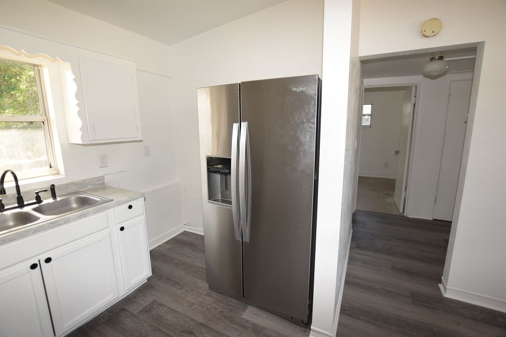 Orlando House: 104 W Lancaster Road