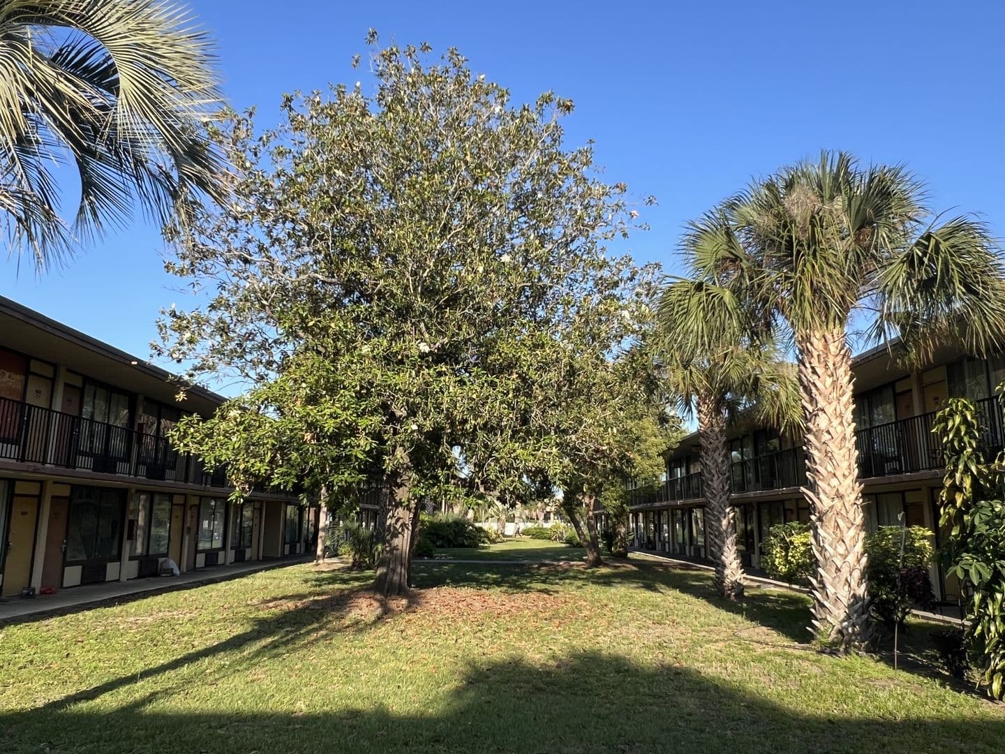 Orlando House: 7900 S Orange Blossom Trail #2120