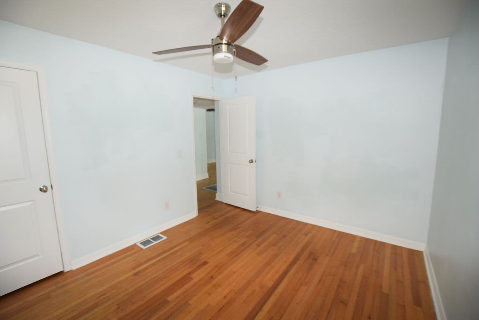 Belle Isle House: 2212 Hoffner Avenue