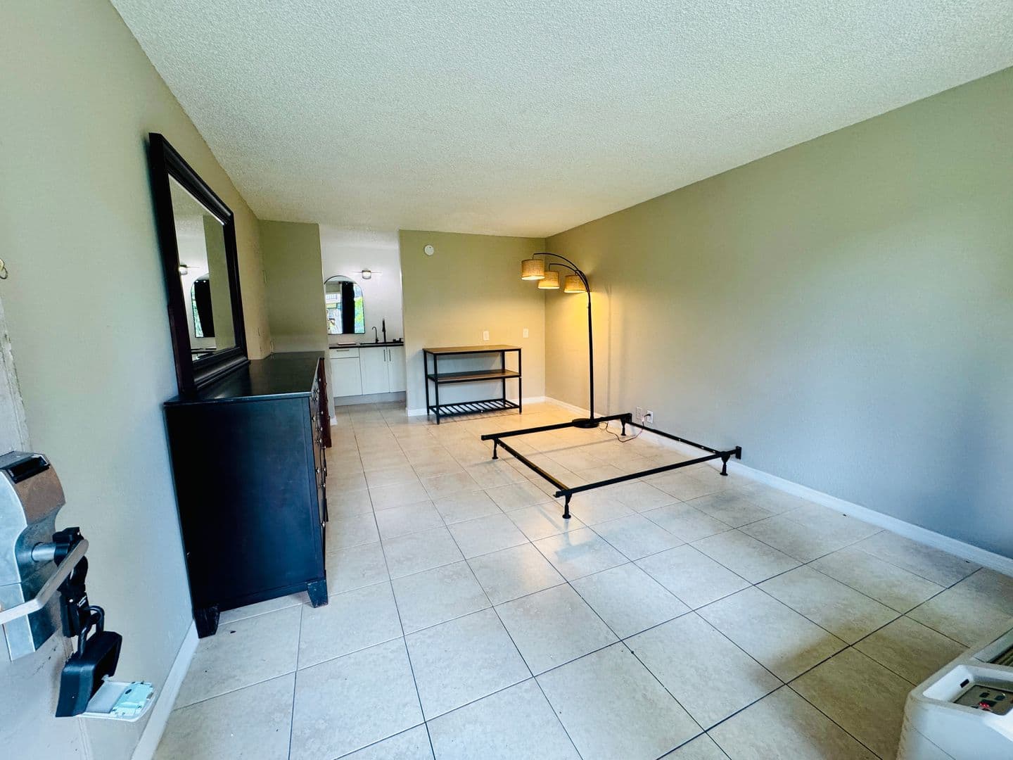 Orlando Condo: 7900 S Orange Blossom Trail #1062