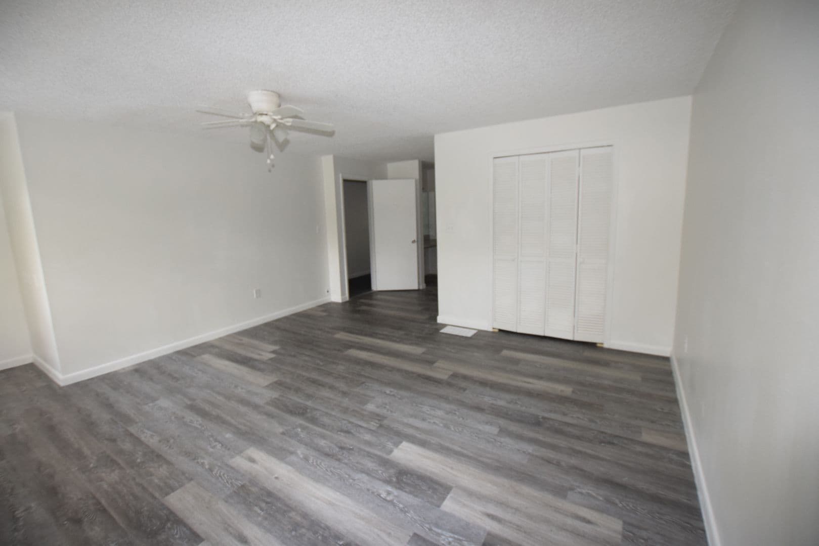 Leesburg Townhome: 908 Sumter Street