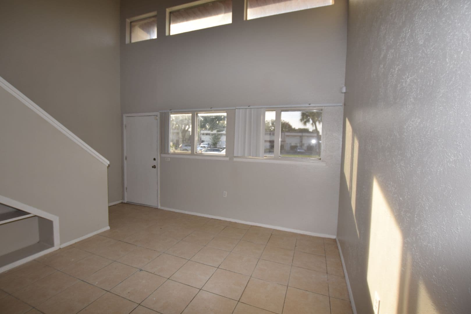 Orlando House: 3916 Crayrich Circle