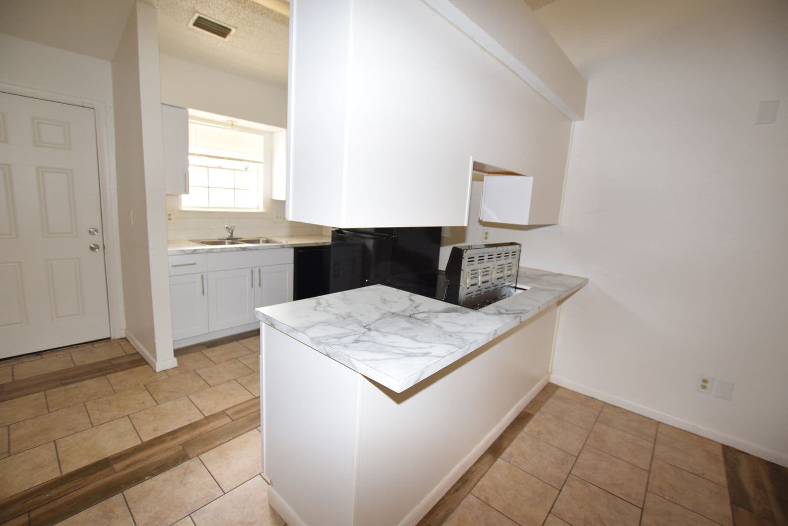 Orlando House: 38 N. Hudson Street