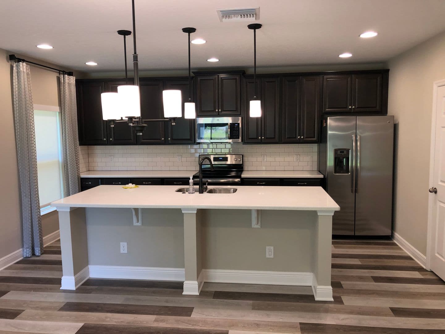 Leesburg House: 5512 Windsong Oaks Drive