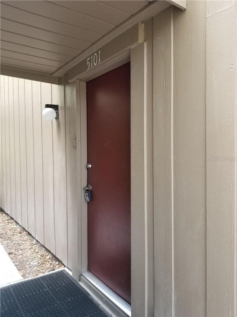 Orlando House: 5101 Eaglesmere Drive, Unit B03