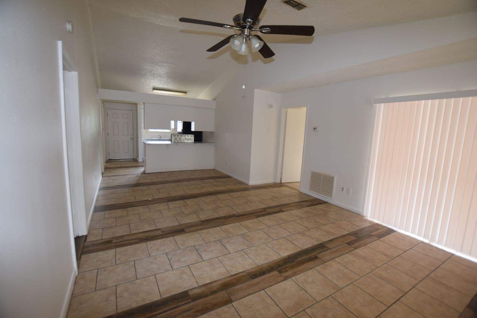 Orlando House: 38 N. Hudson Street