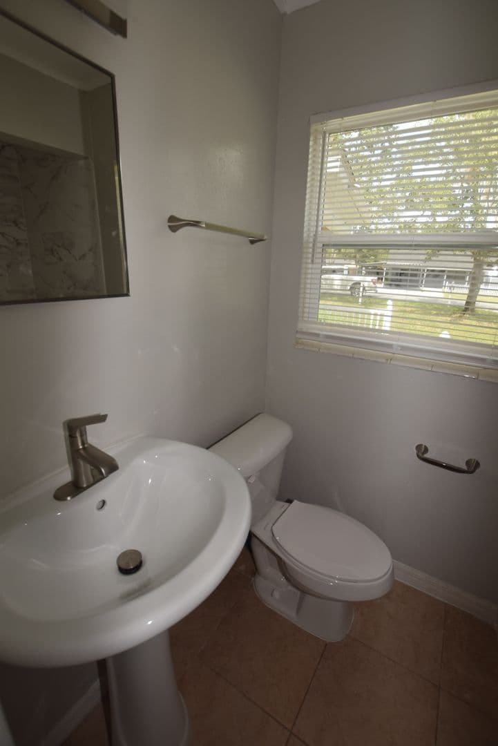 Winter Springs House: 202 James Court